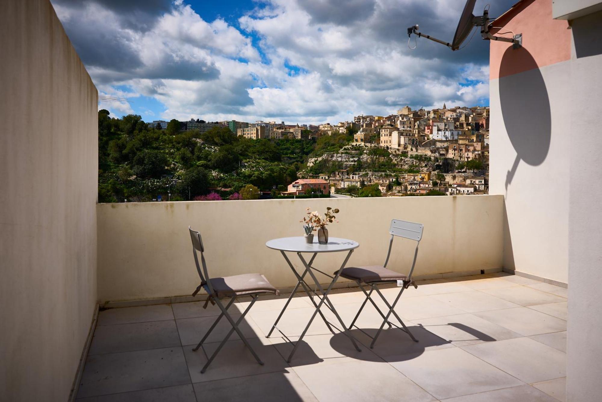 La Terrazza Sul Barocco Bed & Breakfast Ragusa Exterior foto